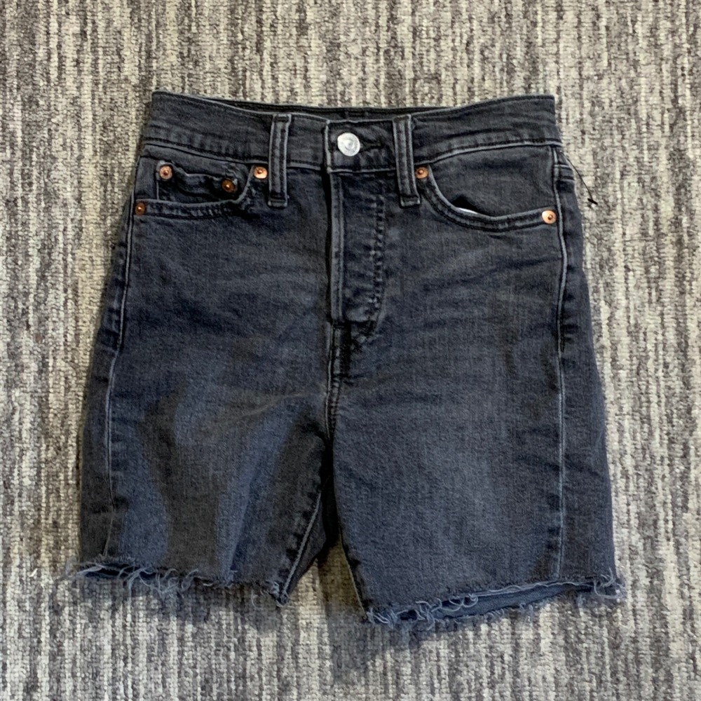 Levi's Wedgie Ladies Size 24 Skinny Cut Off Denim Shorts Black Wash High Rise